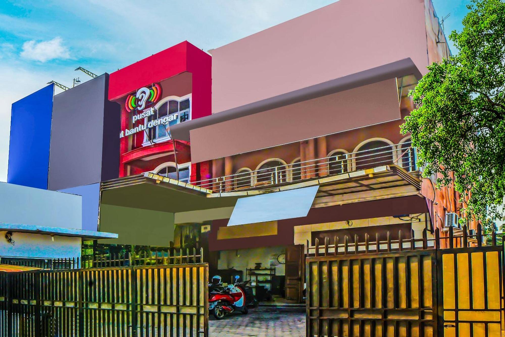 Oyo 92384 Vip Medan