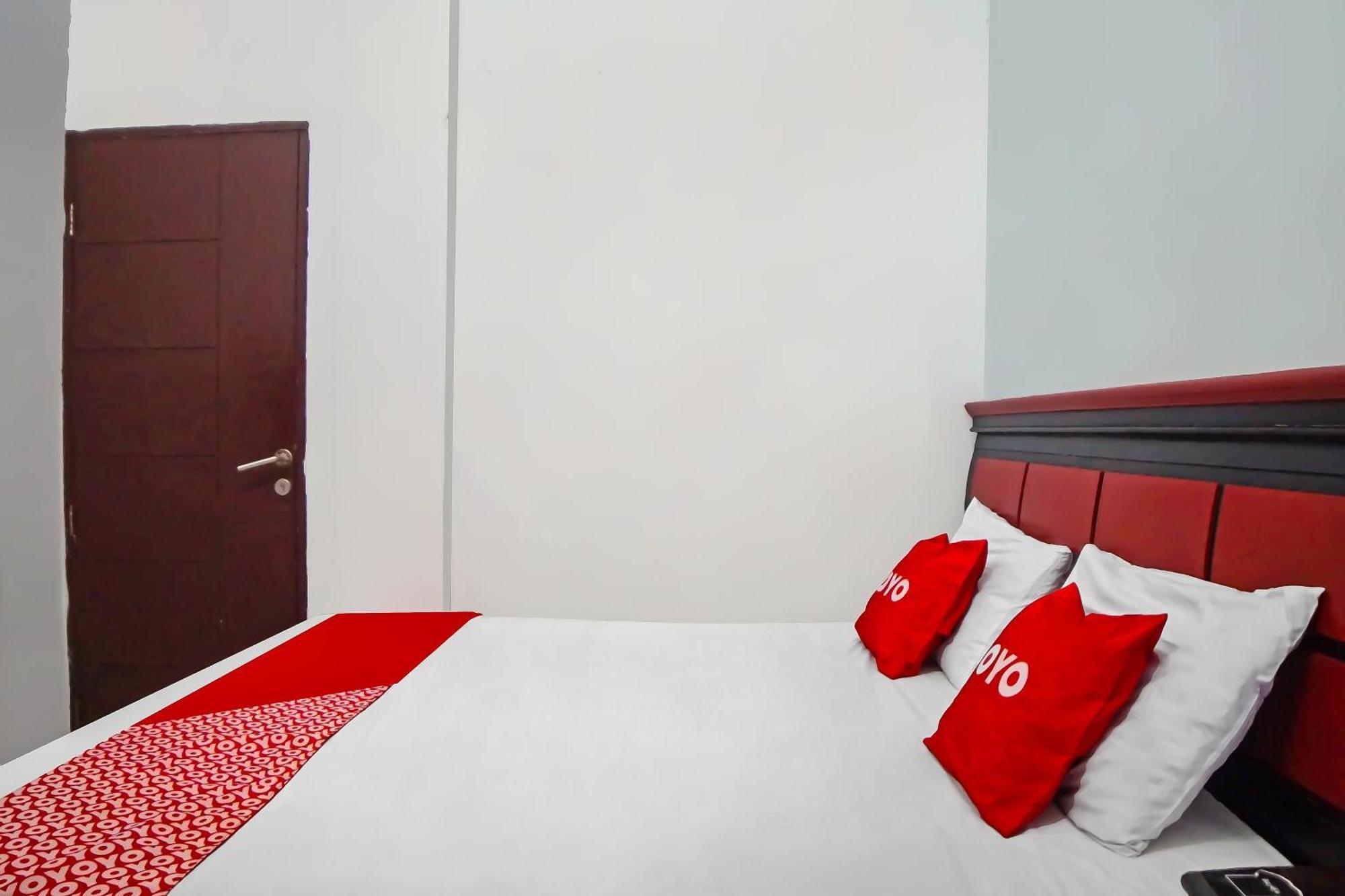 Oyo 92384 Vip Hotel